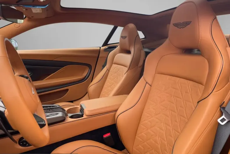 Aston Martin Vanquish din 2025 cu 7.000 km - oferta AST218436 - foto 15