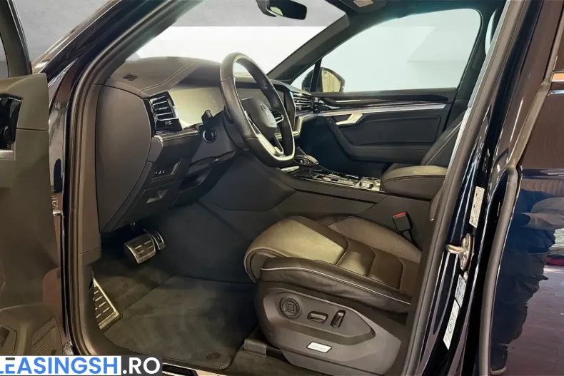 Volkswagen Touareg din 2022 cu 61.498 km - oferta VOL218438 - foto 15