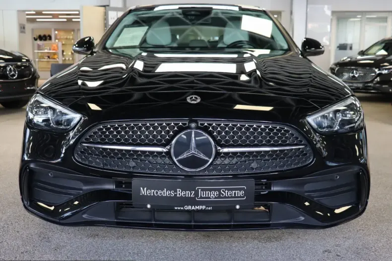 Mercedes-Benz C 300 (Clasa C) din 2023 cu 45.650 km - oferta MER218442 - foto 2