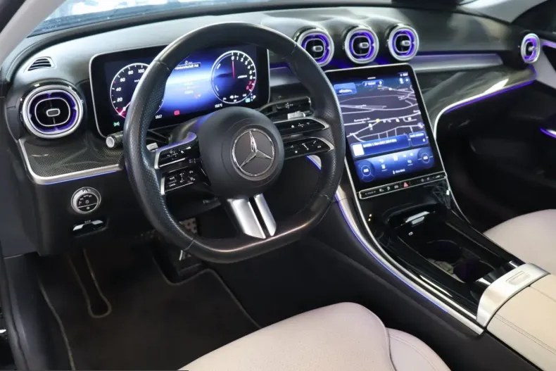 Mercedes-Benz C 300 (Clasa C) din 2023 cu 45.650 km - oferta MER218442 - foto 7