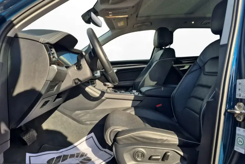 Volkswagen Touareg din 2022 cu 69.200 km - oferta VOL218443 - foto 8