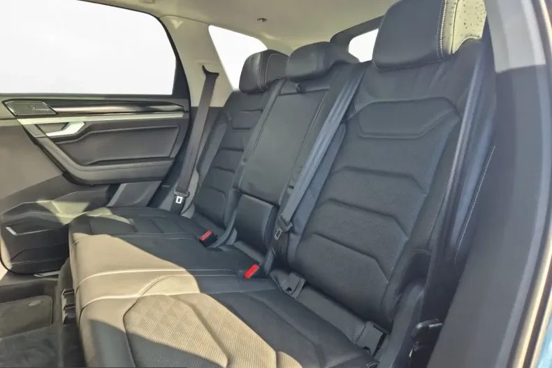 Volkswagen Touareg din 2022 cu 69.200 km - oferta VOL218443 - foto 10