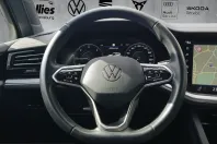 Volkswagen Touareg din 2022 cu 83.511 km - oferta VOL218450 - foto 10