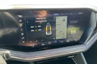 Volkswagen Touareg din 2023 cu 77.900 km - oferta VOL218452 - foto 18