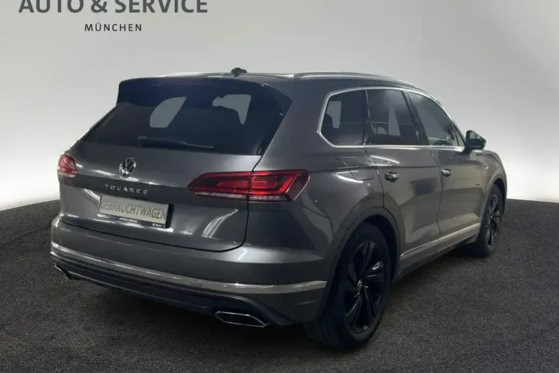 Volkswagen Touareg din 2023 cu 84.400 km - oferta VOL218458 - foto 3