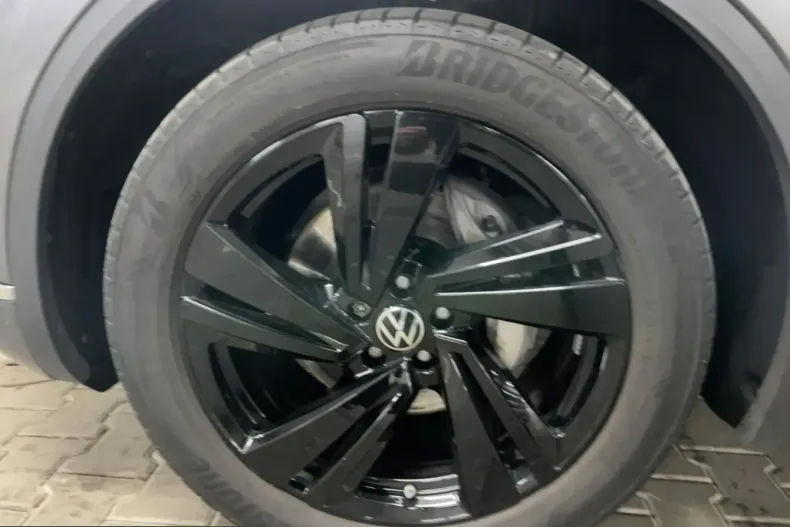 Volkswagen Touareg din 2023 cu 84.400 km - oferta VOL218458 - foto 11