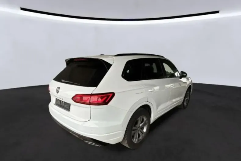 Volkswagen Touareg din 2022 cu 85.695 km - oferta VOL218459 - foto 3