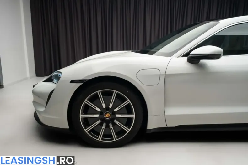 Porsche Taycan din 2026 cu 87 km - oferta POR218463 - foto 6