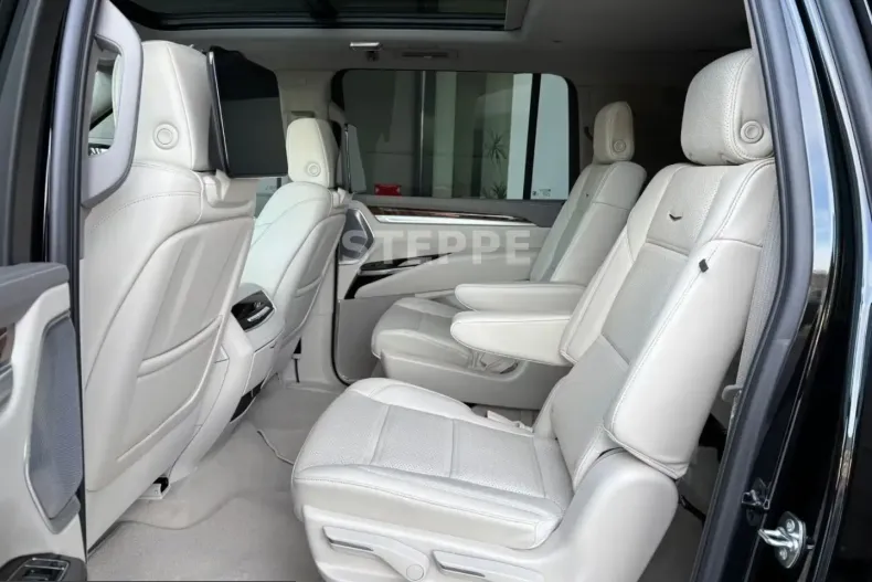Cadillac Escalade din 2026 cu 10 km - oferta CAD218468 - foto 11