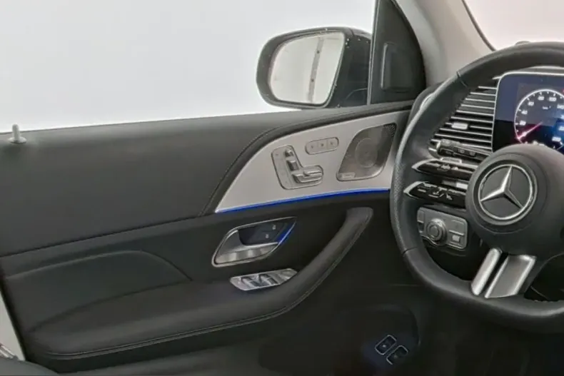 Mercedes-Benz GLE 400 (Clasa GLE) din 2025 cu 29.367 km - oferta MER218475 - foto 8