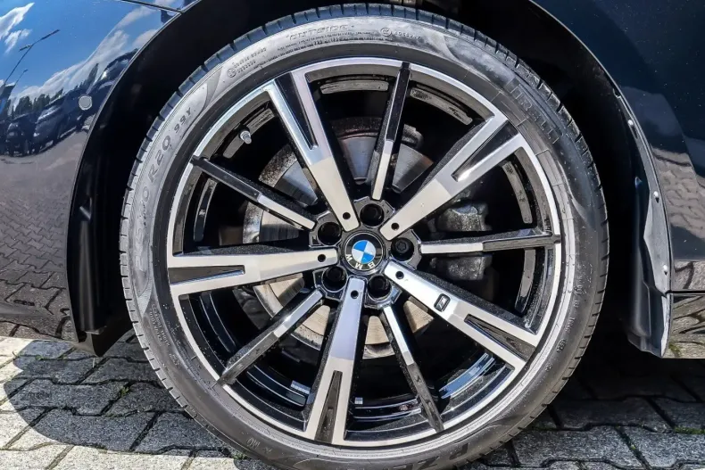 BMW 520 (Seria 5) din 2025 cu 33.485 km - oferta BMW218479 - foto 9