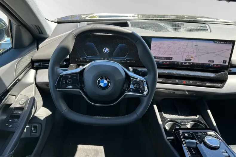 BMW 520 (Seria 5) din 2025 cu 12.400 km - oferta BMW218480 - foto 8