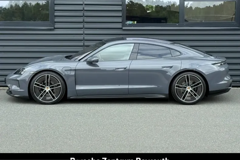 Porsche Taycan din 2025 cu 24.900 km - oferta POR218488 - foto 1