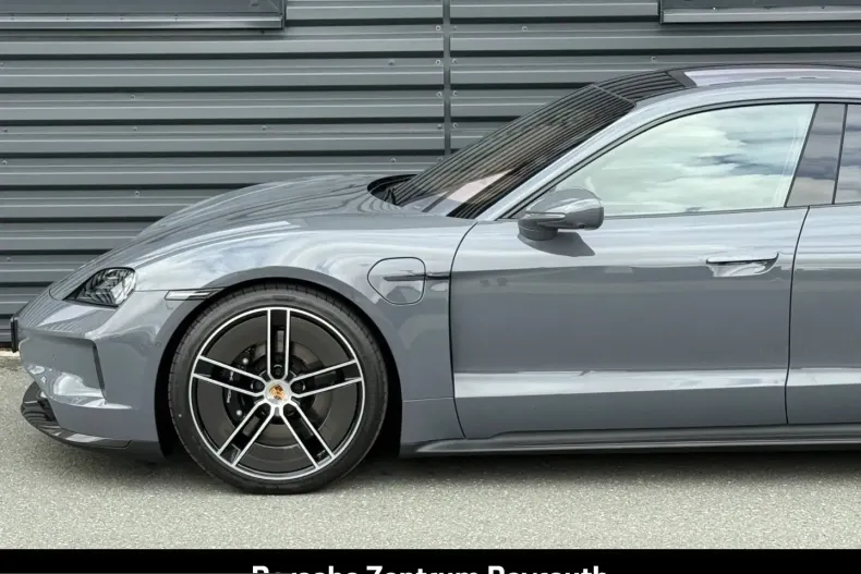 Porsche Taycan din 2025 cu 24.900 km - oferta POR218488 - foto 8