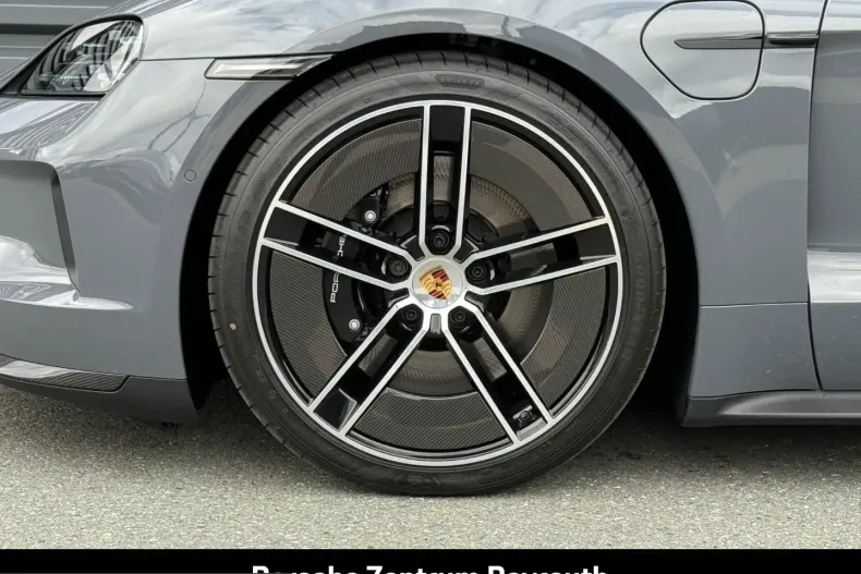 Porsche Taycan din 2025 cu 24.900 km - oferta POR218488 - foto 9