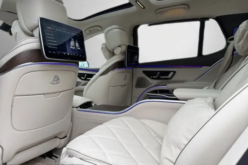 Mercedes-Benz EQS SUV din 2025 cu 11.632 km - oferta MER218490 - foto 4