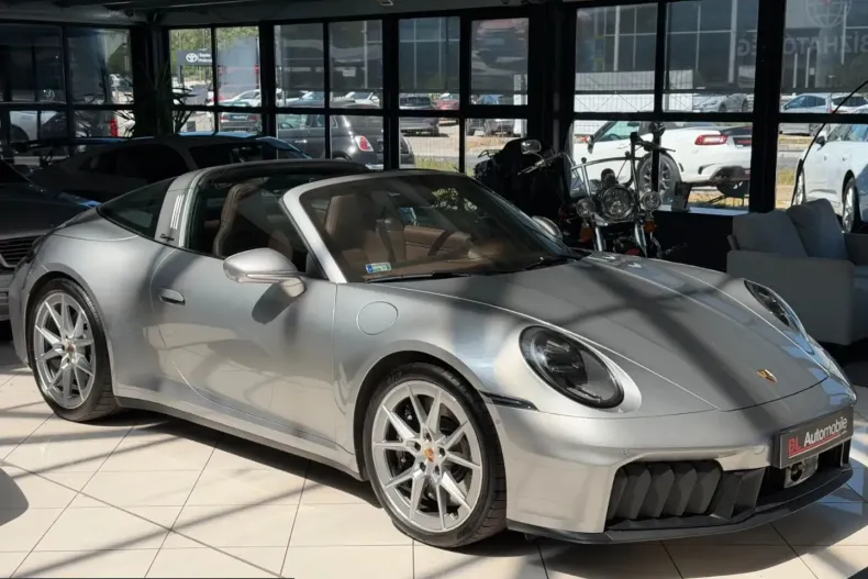 Porsche 911 din 2025 cu 5.000 km - oferta POR218494 - foto 1