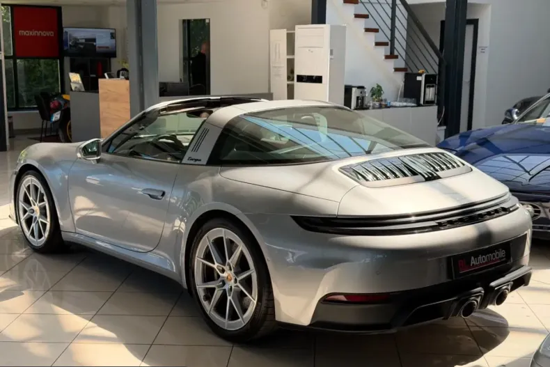 Porsche 911 din 2025 cu 5.000 km - oferta POR218494 - foto 6