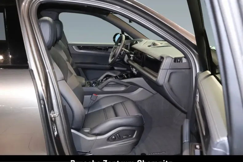 Porsche Cayenne din 2025 cu 11.900 km - oferta POR218498 - foto 17