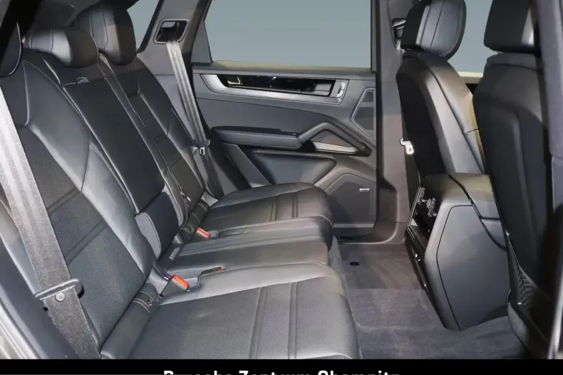 Porsche Cayenne din 2025 cu 11.900 km - oferta POR218498 - foto 19