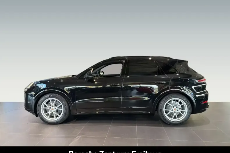 Porsche Cayenne din 2025 cu 11.900 km - oferta POR218505 - foto 3