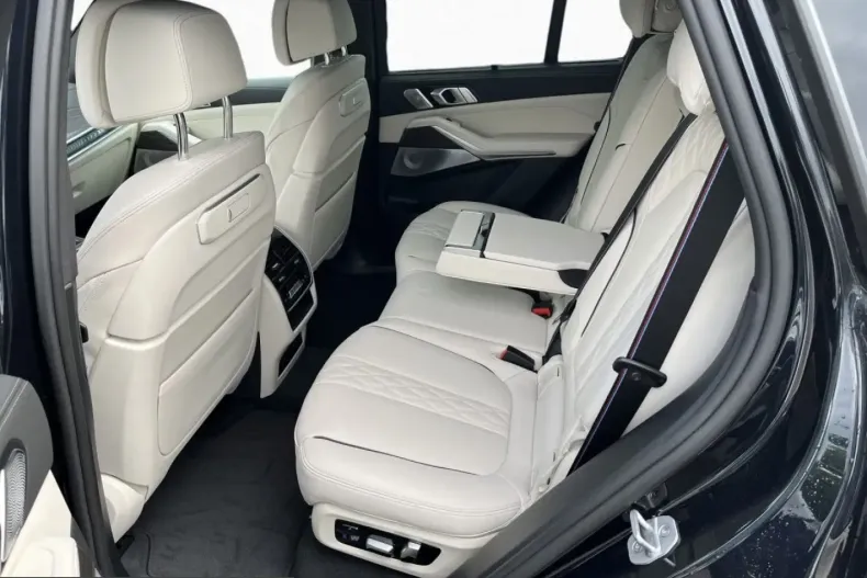 BMW X5 (Seria X) din 2025 cu 25.215 km - oferta BMW218507 - foto 8