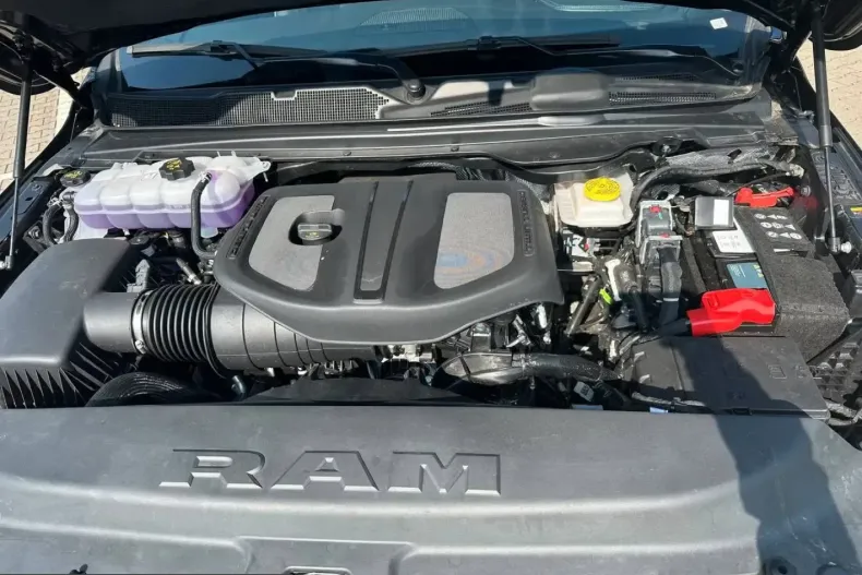 Dodge RAM din 2026 cu 208 km - oferta DOD218509 - foto 9