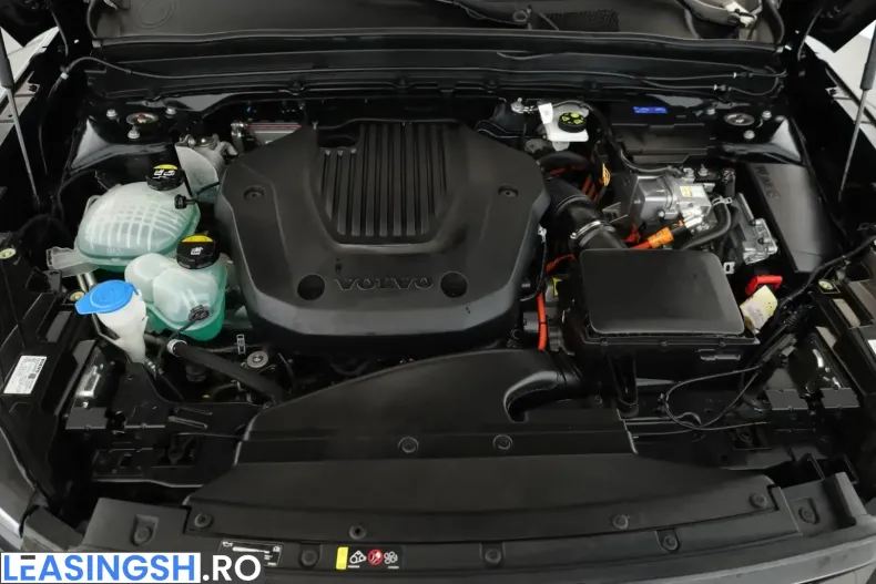 Volvo XC40 din 2023 cu 40.500 km - oferta VOL218511 - foto 7