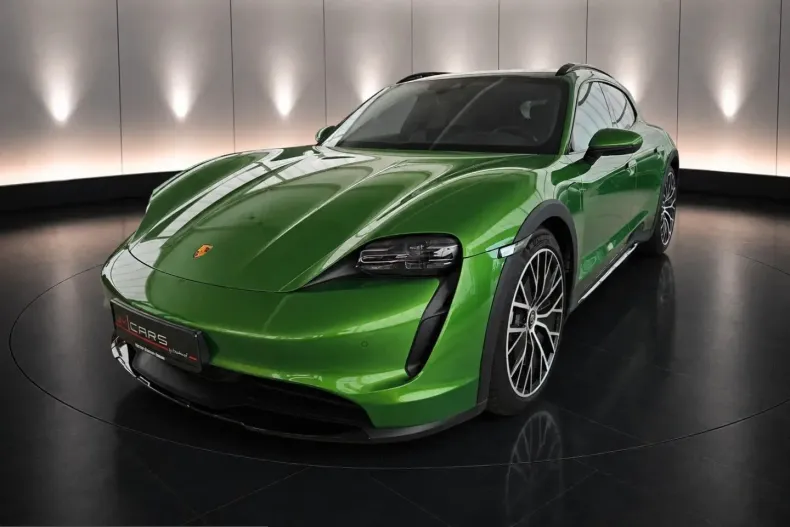 Porsche Taycan din 2023 cu 49.000 km - oferta POR218526 - foto 1