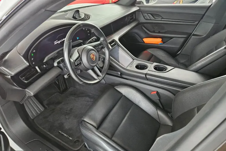 Porsche Taycan din 2023 cu 72.000 km - oferta POR218529 - foto 11