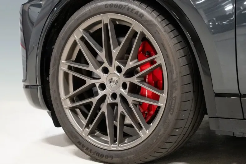 Porsche Macan din 2025 cu 34.300 km - oferta POR218532 - foto 14