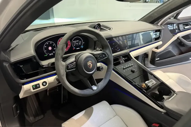 Porsche Panamera din 2025 cu 7.500 km - oferta POR218534 - foto 7