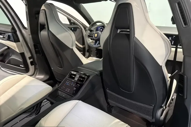 Porsche Panamera din 2025 cu 7.500 km - oferta POR218534 - foto 15