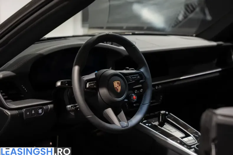 Porsche 992 din 2026 cu 9.900 km - oferta POR218542 - foto 25