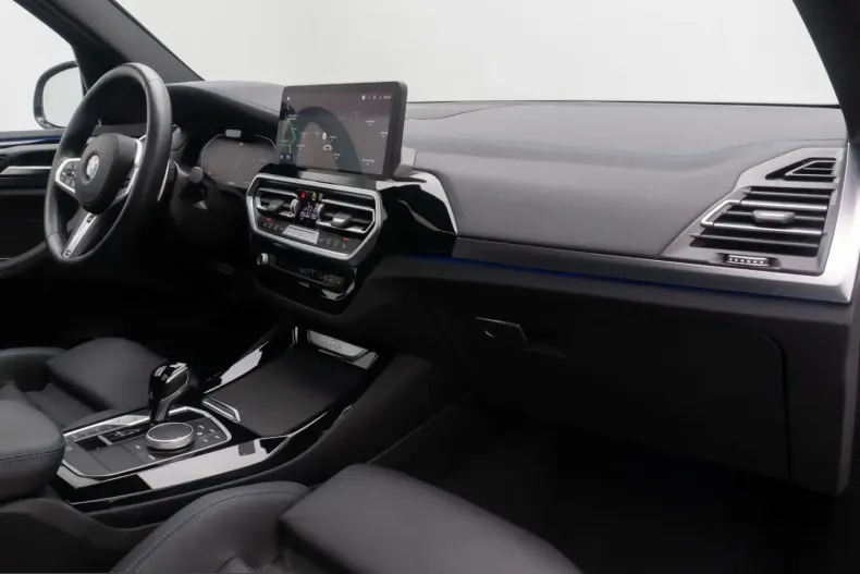 BMW X3 (Seria X) din 2024 cu 16.549 km - oferta BMW218555 - foto 23
