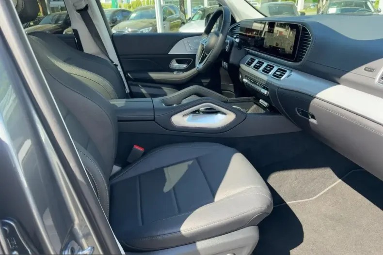 Mercedes-Benz GLE 450 (Clasa GLE) din 2025 cu 19.619 km - oferta MER218572 - foto 7