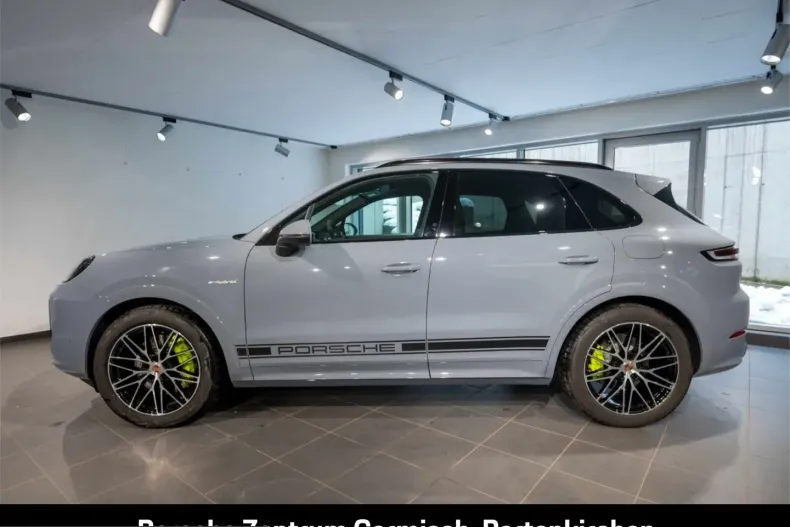 Porsche Cayenne din 2024 cu 21.007 km - oferta POR218603 - foto 2