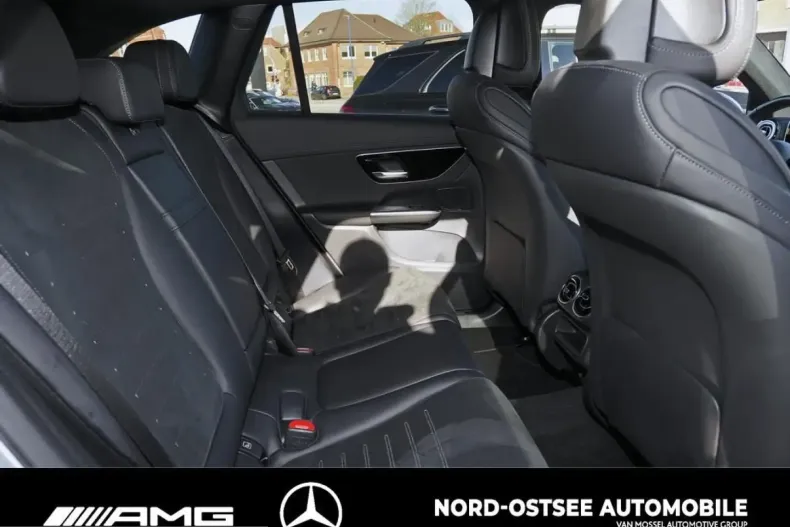 Mercedes-Benz GLC 300 (Clasa GLC) din 2025 cu 21.278 km - oferta MER218607 - foto 12