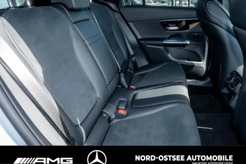 Mercedes-Benz GLC 300 (Clasa GLC) din 2025 cu 12.029 km - oferta MER218609 - foto 11
