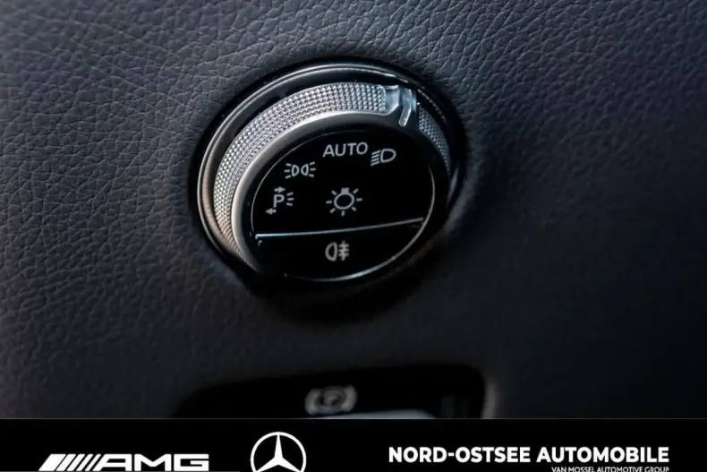 Mercedes-Benz GLC 300 (Clasa GLC) din 2025 cu 12.029 km - oferta MER218609 - foto 13