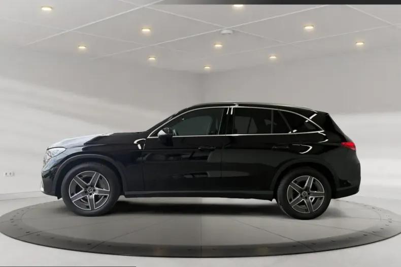 Mercedes-Benz GLC 300 (Clasa GLC) din 2025 cu 19.932 km - oferta MER218611 - foto 2