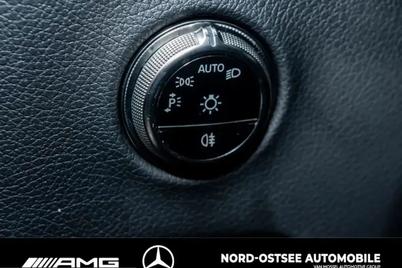 Mercedes-Benz GLC 300 (Clasa GLC) din 2025 cu 11.957 km - oferta MER218630 - foto 13