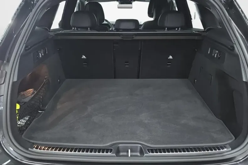 Mercedes-Benz GLC 300 (Clasa GLC) din 2025 cu 16.516 km - oferta MER218632 - foto 9