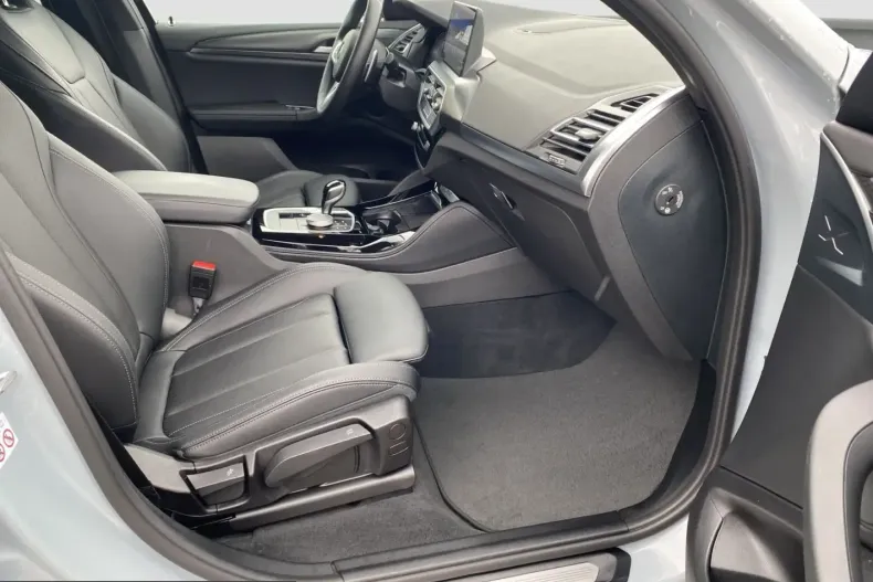 BMW X4 (Seria X) din 2023 cu 72.227 km - oferta BMW218636 - foto 19