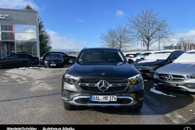 Mercedes-Benz GLC 300 (Clasa GLC) din 2025 cu 19.000 km - oferta MER218637 - foto 2