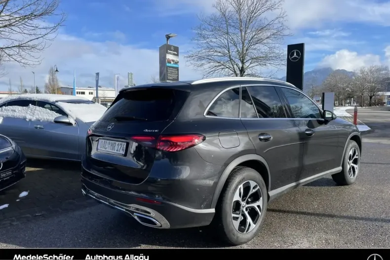 Mercedes-Benz GLC 300 (Clasa GLC) din 2025 cu 19.000 km - oferta MER218637 - foto 5