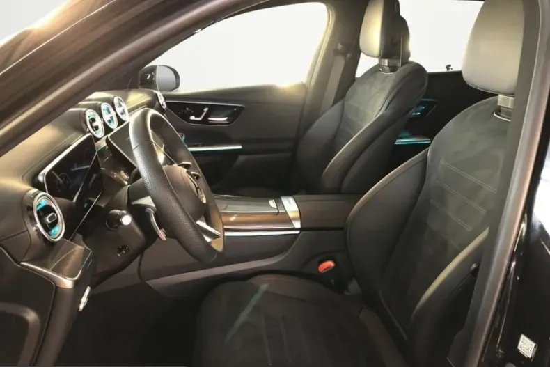 Mercedes-Benz GLC 300 (Clasa GLC) din 2025 cu 20.157 km - oferta MER218645 - foto 17