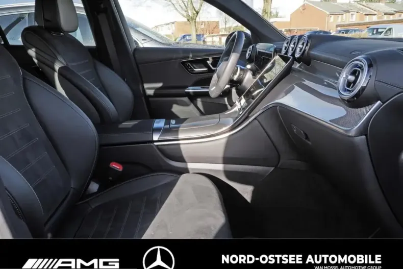 Mercedes-Benz GLC 300 (Clasa GLC) din 2025 cu 9.300 km - oferta MER218649 - foto 10