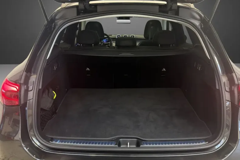 Mercedes-Benz GLC 220 (Clasa GLC) din 2025 cu 18.628 km - oferta MER218653 - foto 11