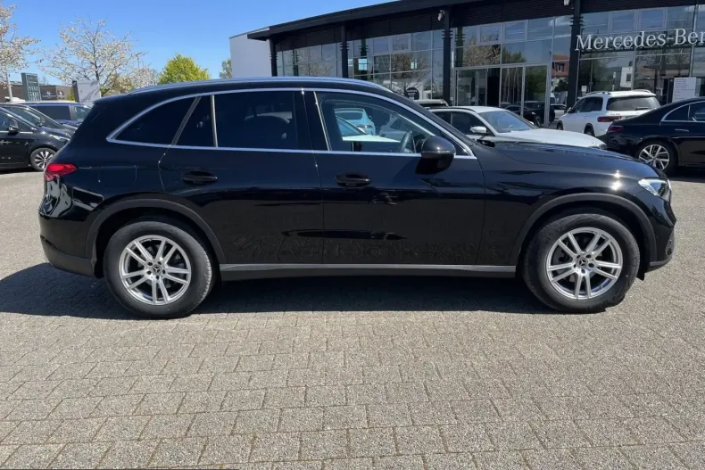 Mercedes-Benz GLC 220 (Clasa GLC) din 2025 cu 35.544 km - oferta MER218660 - foto 6